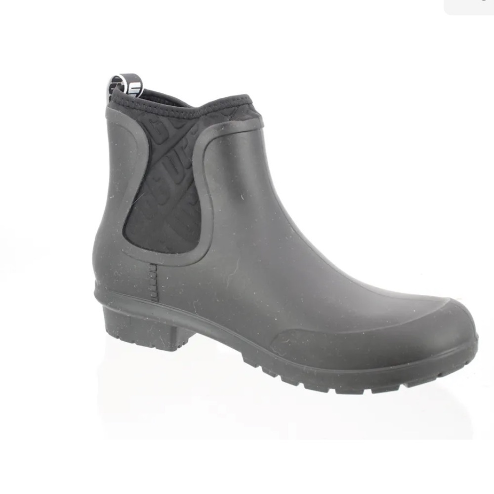 New nib Chevonne Ugg rain black boots sz 7